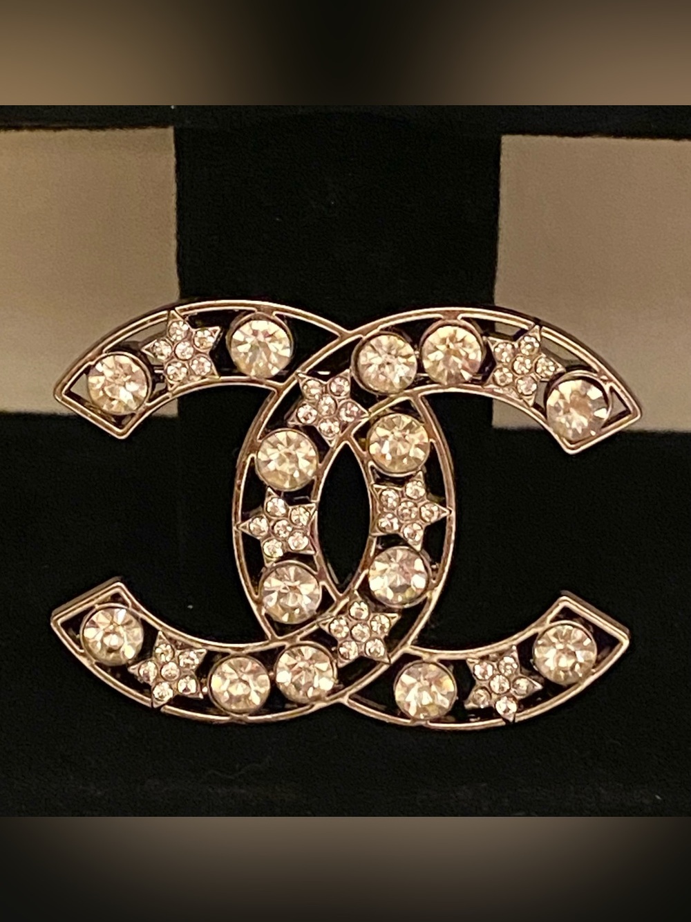 Fashion Jewelry Silver Tone Crystal Star Double-C Inspired
Brooch Large